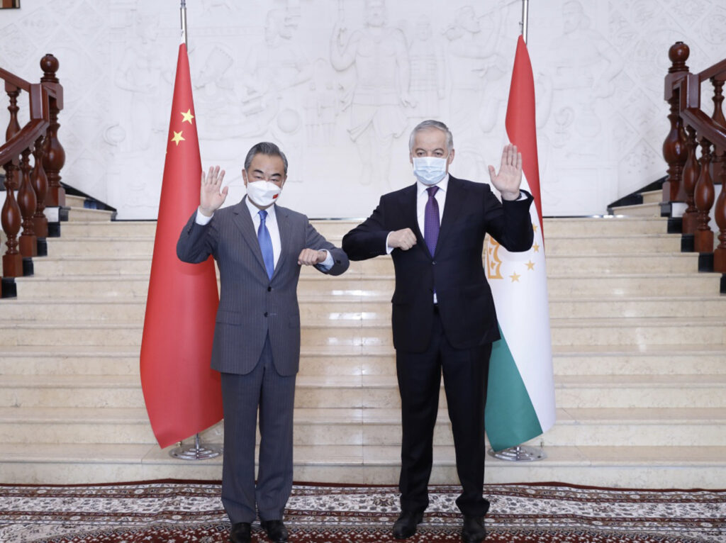 TAJIKISTAN-DUSHANBE-CHINA-FM-TALKS