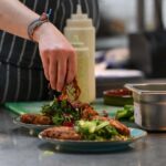 BRITAIN-ENVIRONMENT-RESTAURANT-CLIMATE-FOOD