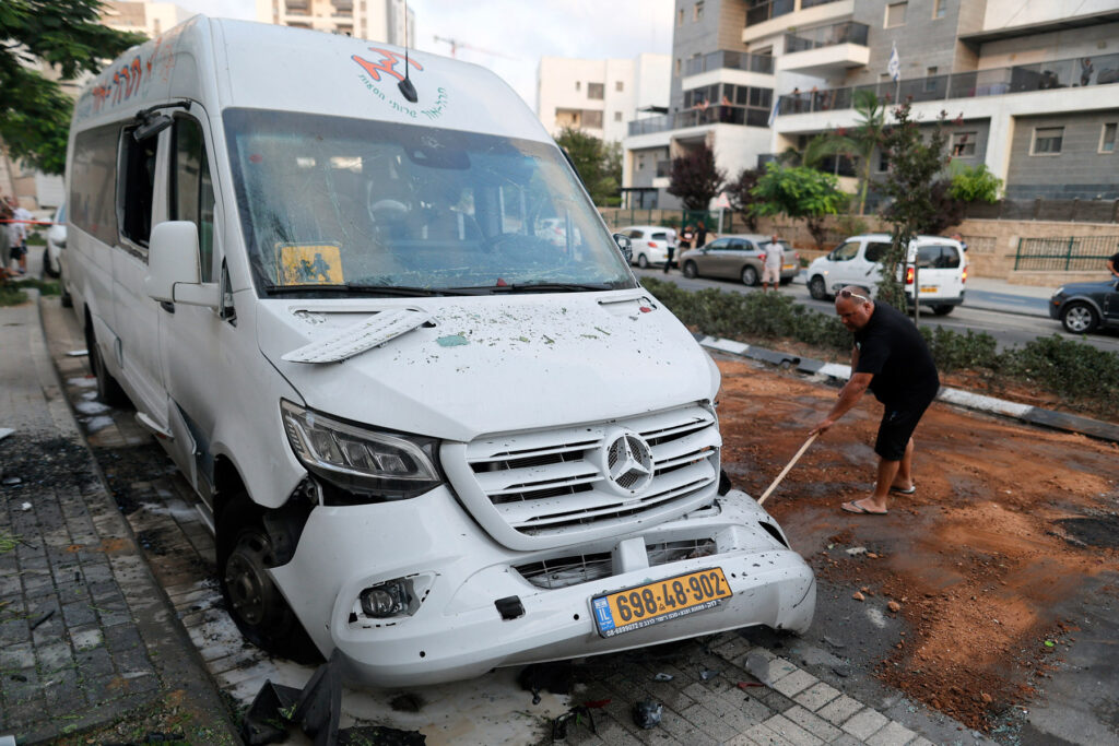 ISRAEL-ASHKELON-ROCKET ATTACK-DAMAGE