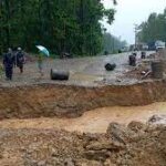 Road disrupted in eastern Nawalparasi   