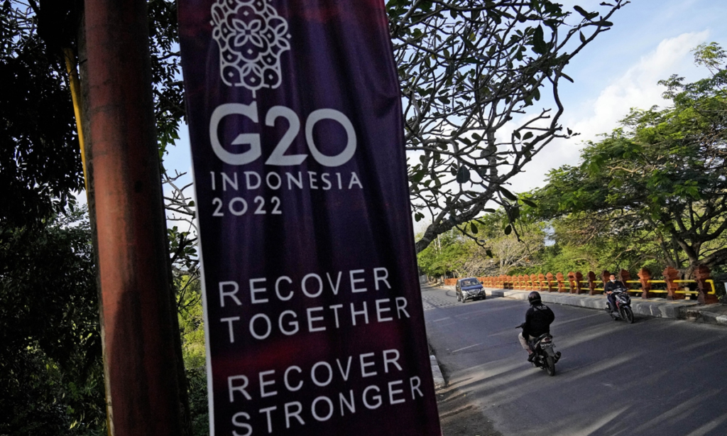 Xi urges inclusive global development, warns against bloc confrontation at G20 summit