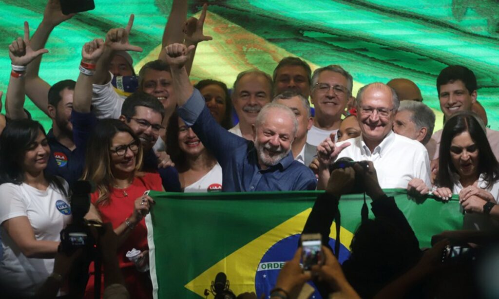 Congratulations to Lula, looking forward to further development of China-Brazil ties