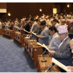 Newly-elected HoR members take oath