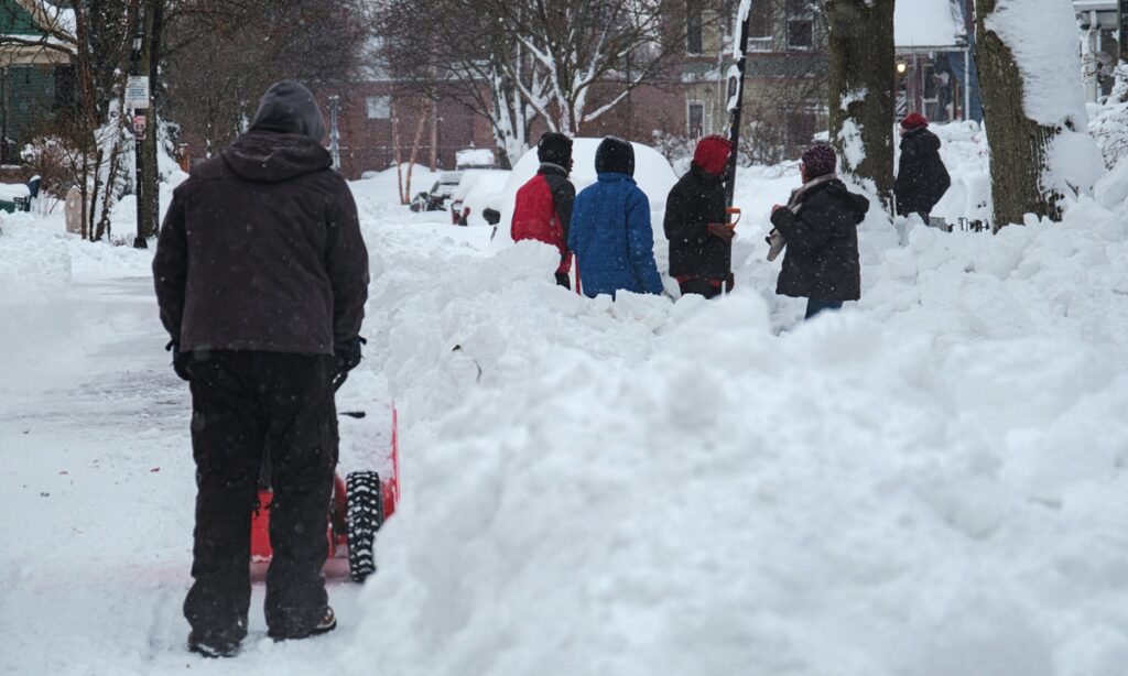 US digs out from monster storm as death toll passes 50