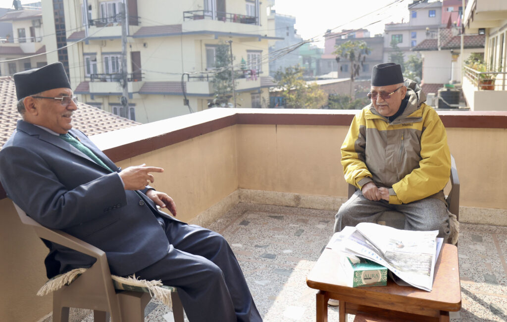 PM Dahal and CPN (UML) Chair Oli hold meeting