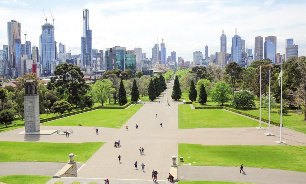 Australian universities ‘can’t wait to’ celebrate return of Chinese students after China revokes online study certificate