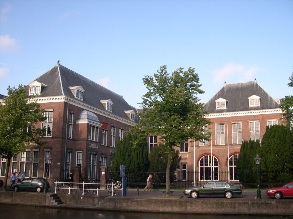 Reported Dutch chip course ban jeopardizes academic atmosphere