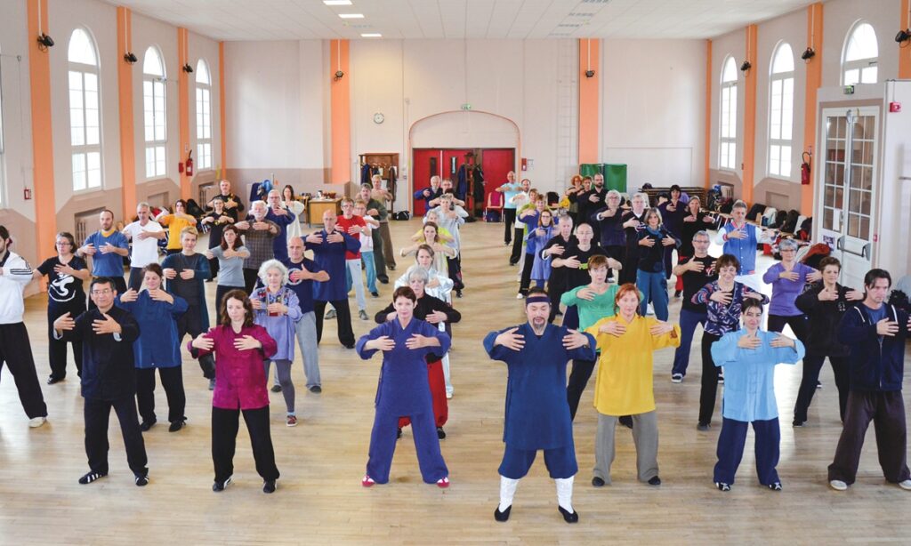 China’s Wudang attracts fans from overseas to experience charm of kung fu