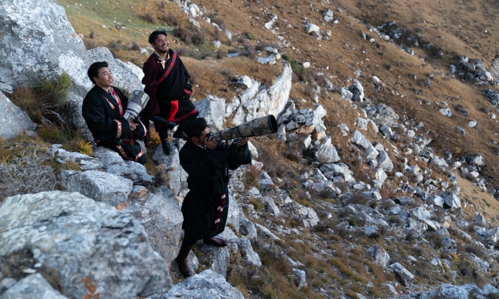 Photography meets conservation: Tibetan herdsmen ‘capture’ snow leopards through lens, guard ecological sanctuary in Sanjiangyuan region