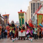 Traditional Yingge dance from Guangdong bonds young people in China, Thailand