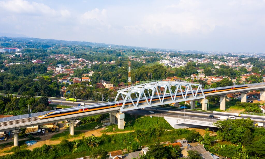 Indonesia strives to meet Aug deadline of commercial launch of Jakarta-Bandung HSR: official