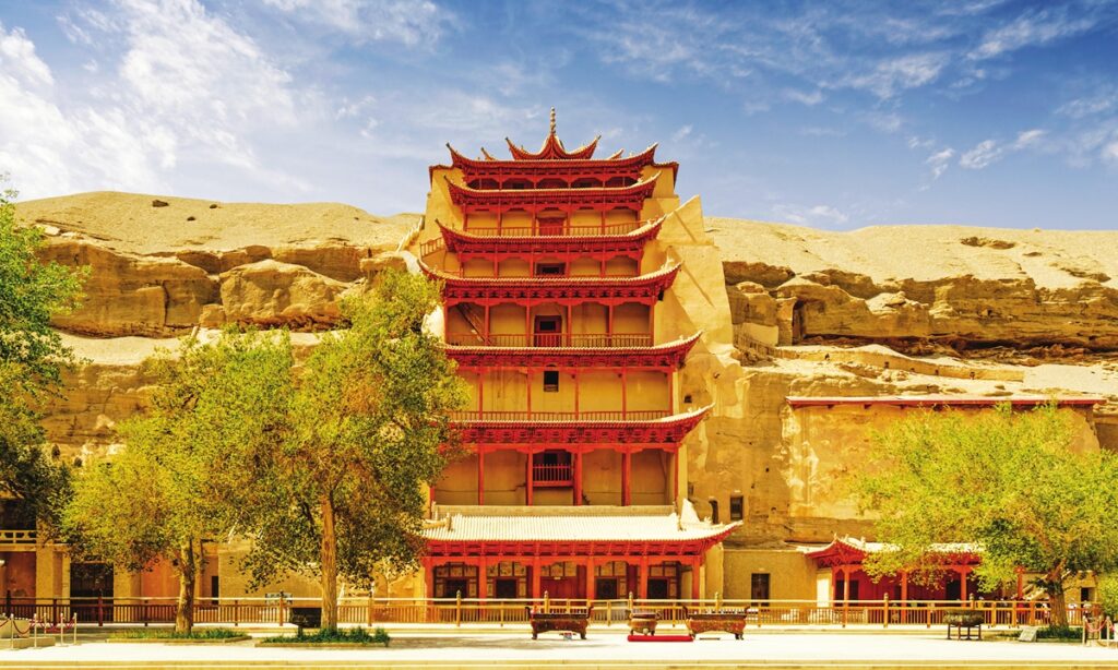 China’s Mogao Grottoes not facing increasing humidity, collapse: official