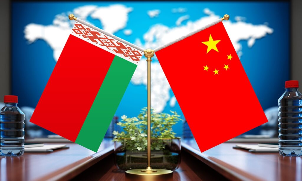 Chinese defense minister visits Belarus to enhance ties