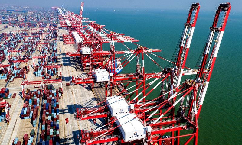 Chinese ports eye tech, efficiency to offset foreign trade downtrend