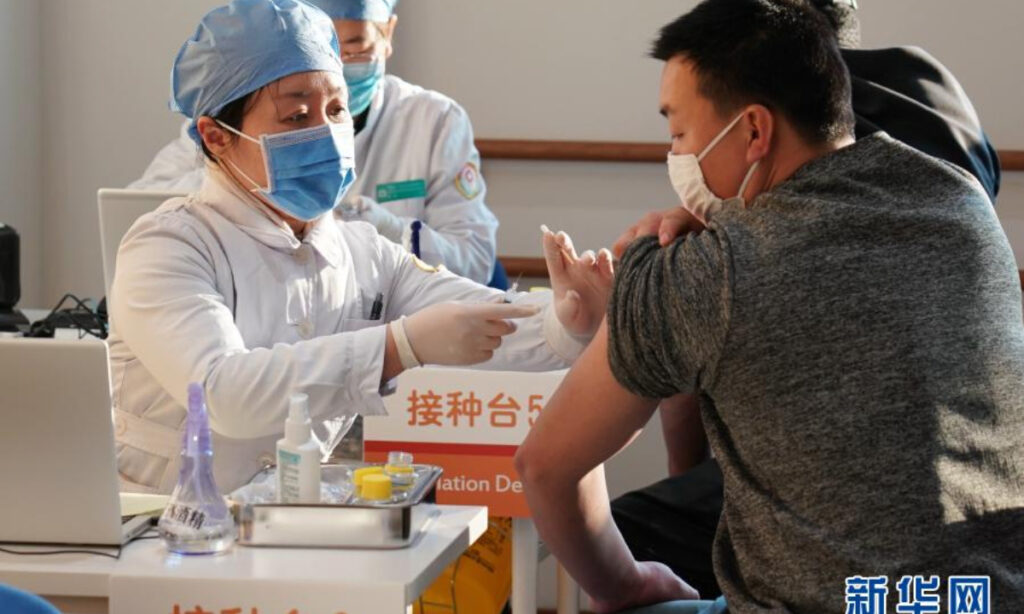 China recommends XBB-specialized COVID vaccines for seniors