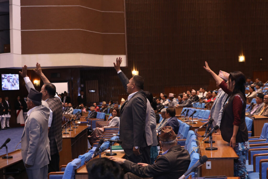 UML continues to obstruct parliament today, too