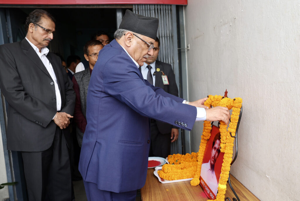 PM Dahal pays tribute to late Yadav 