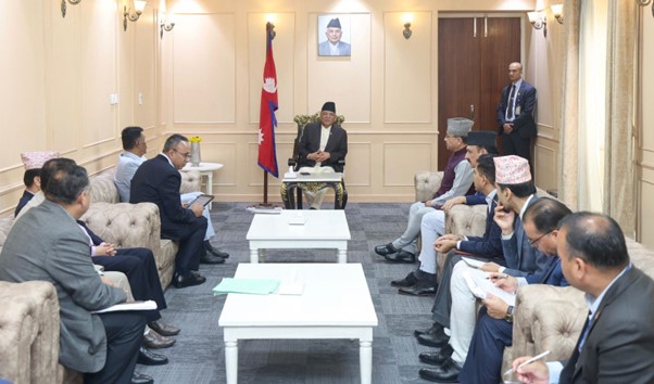 PM Dahal holds discussion to make more labour market dignified and safer 