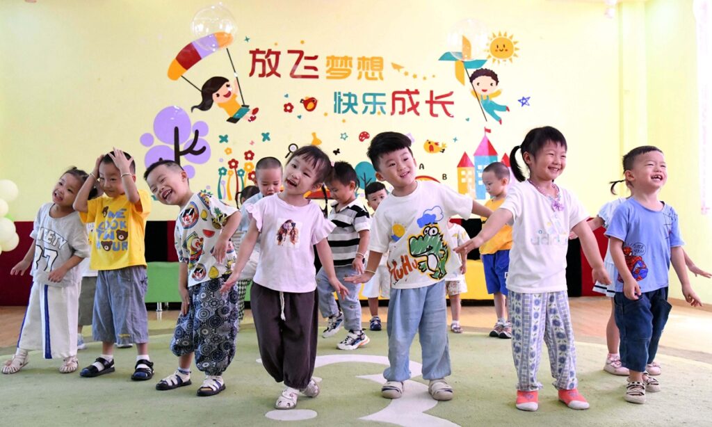 Zhengzhou launches new measures to encourage childbirth