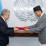 Ambassador Thapa presents Letter of Credence