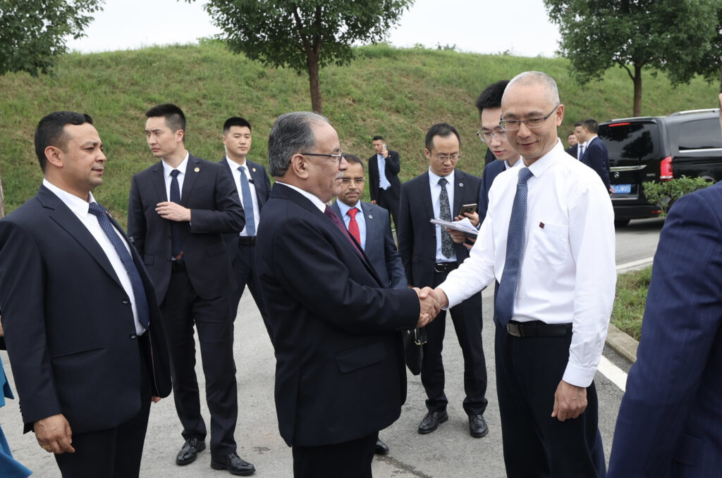 Prime Minister Dahal arrives in Chongqing