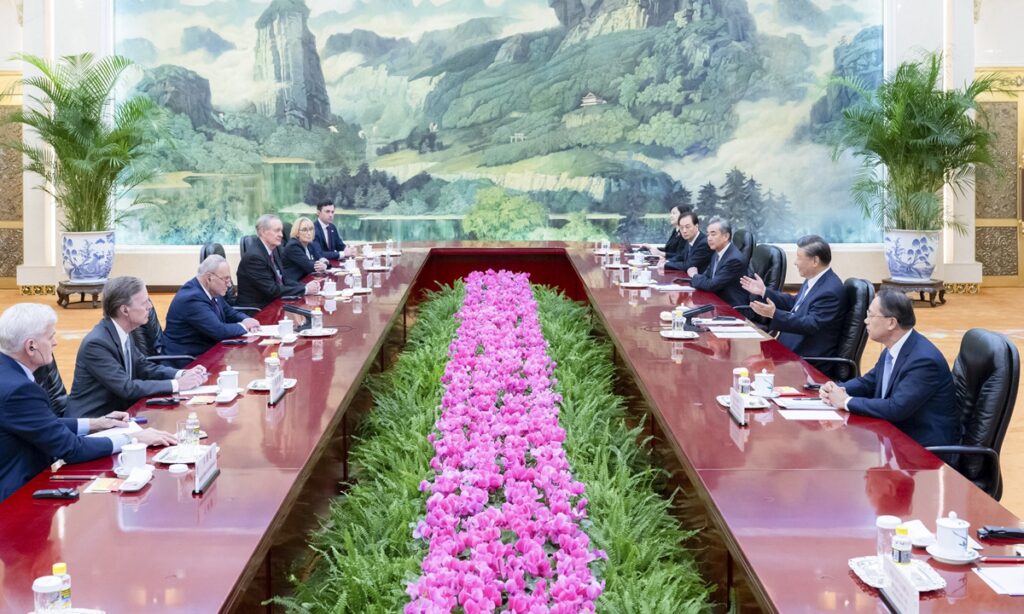 Xi meets US senators, stressing stable bilateral ties, cooperation