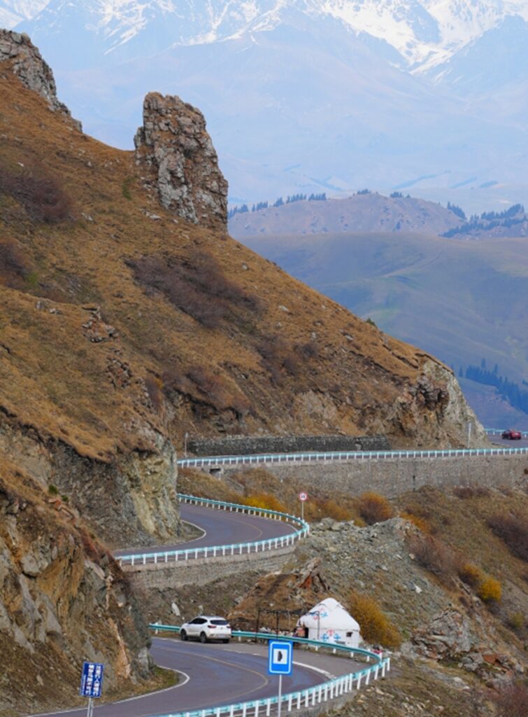 A young Uygur explorer’s hiking odyssey across China