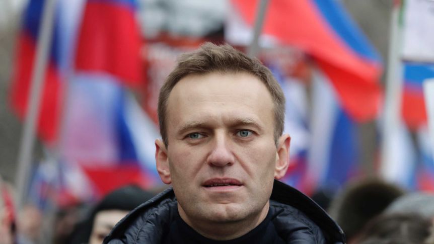 Former Russia minister says its ‘no coincidence’ Putin critic Alexei Navalny is missing 