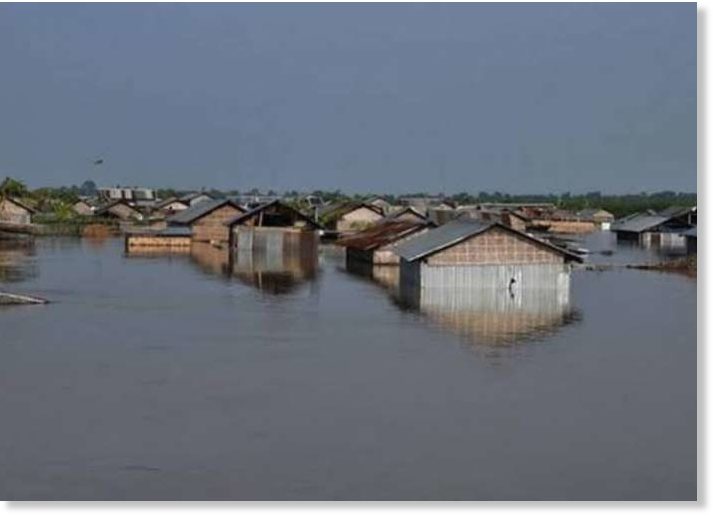 At least 300 die following heavy rains in DR Congo