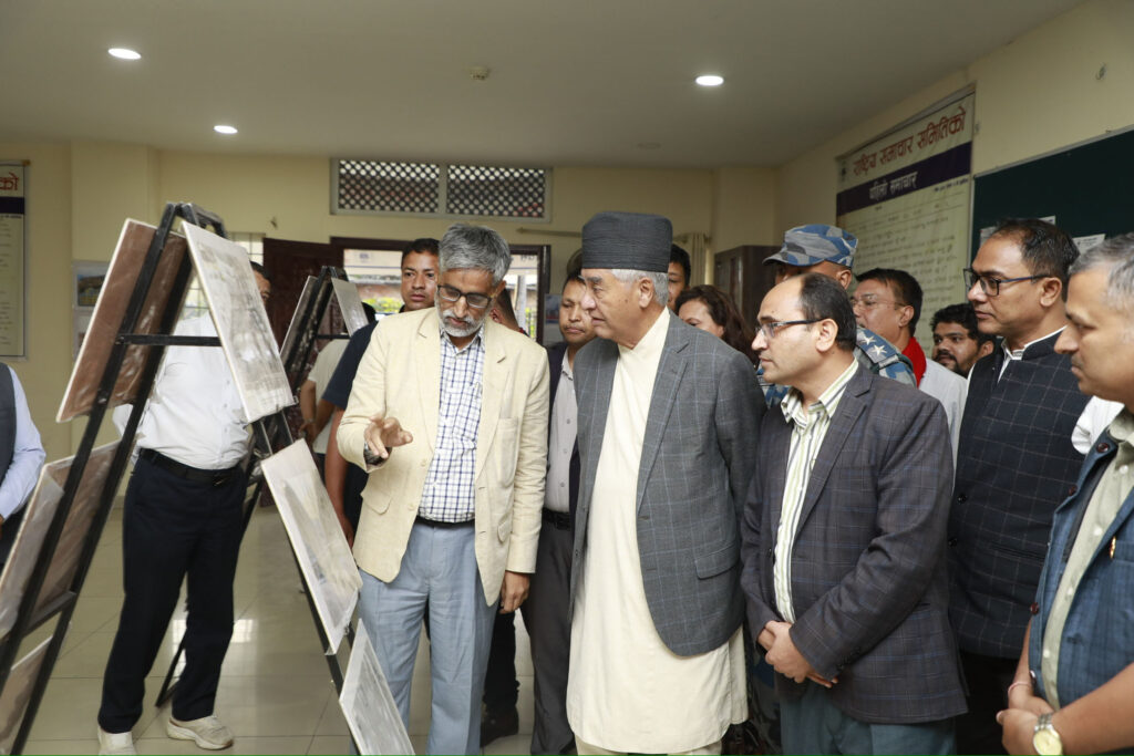 Former PM Deuba visits RSS photo exhibition