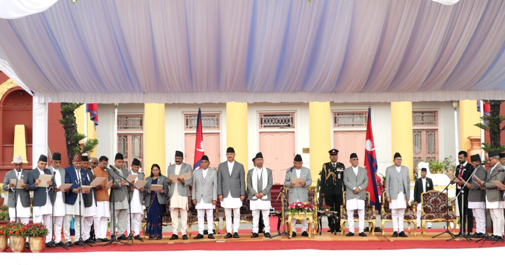 Newly-appointed 19 ministers sworn in