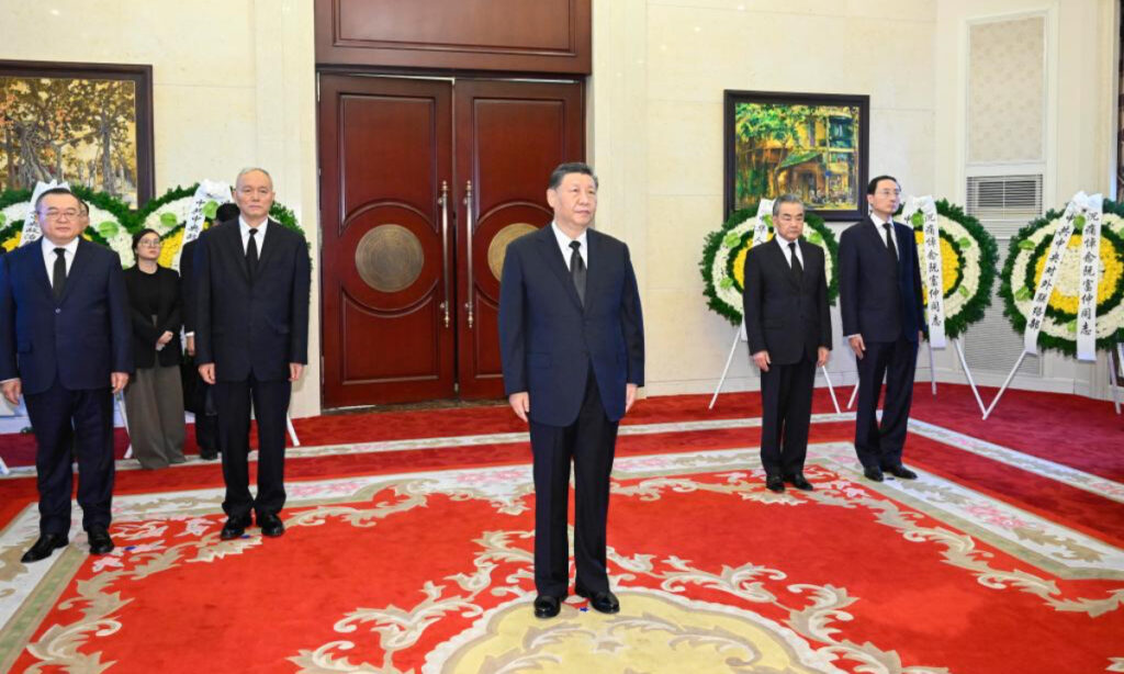 Xi mourns passing of Nguyen Phu Trong