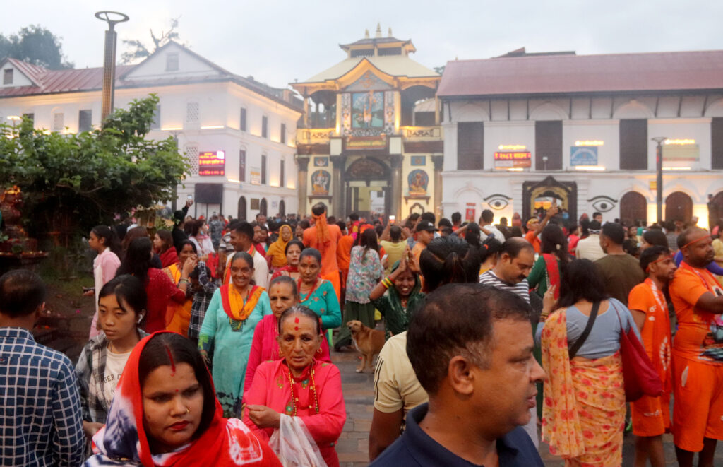 Devotees throng Pashuipati and other Shiva temples since early morning