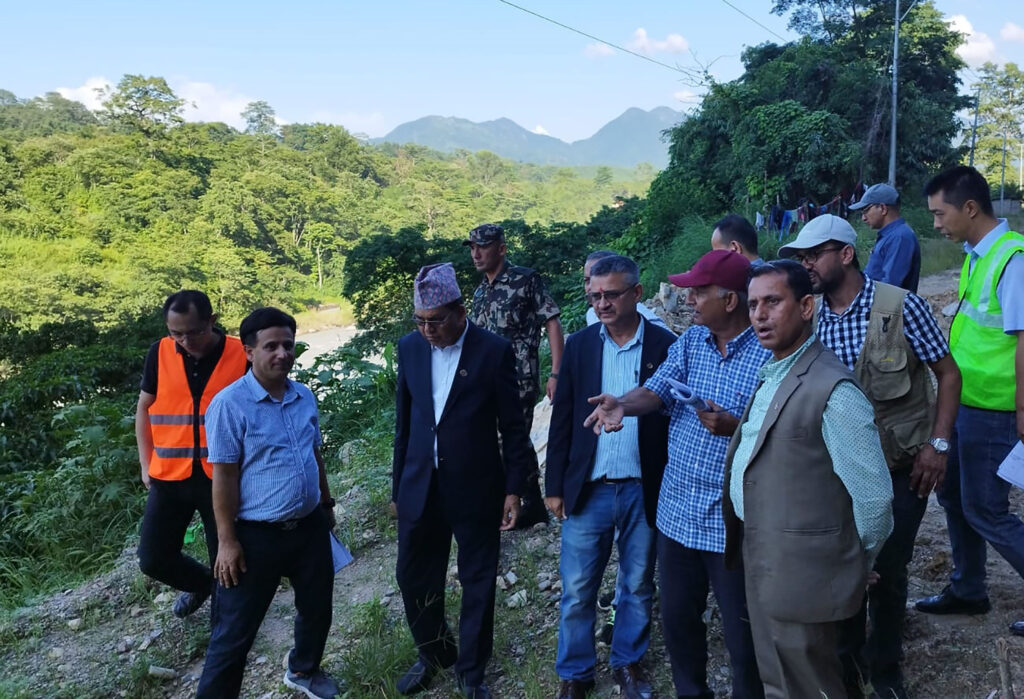 Minister Dahal inspects Nagadhunga-Sisnekhola tunnel way